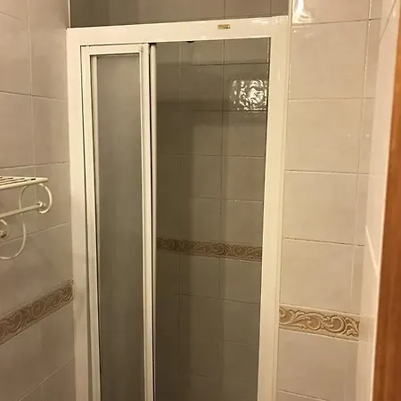 Easy דירה נרחה